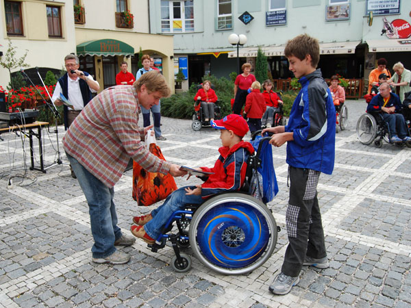 Překážek ve městech ubývá